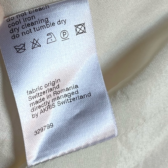 AKRIS PUNTO | Crew Neck Knee Length Embellished Design Dress in Ivory | Size 8 - Picture 9 of 9